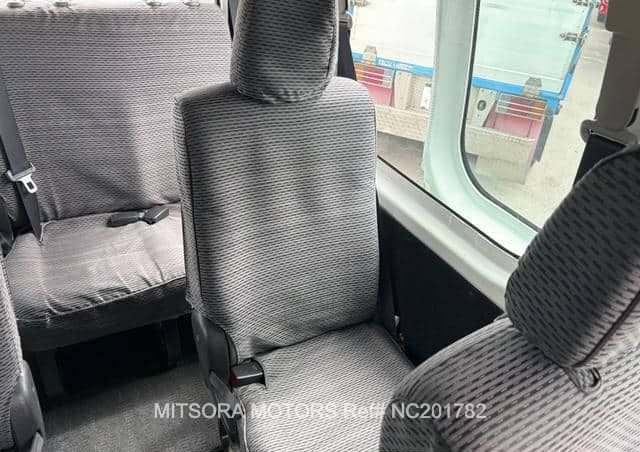 
								2017 NISSAN CARAVAN VAN full									