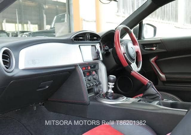 
								2013 TOYOTA 86 GT full									