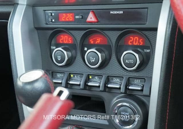 
								2013 TOYOTA 86 GT full									