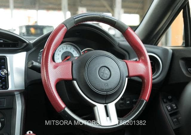 
								2013 TOYOTA 86 GT full									