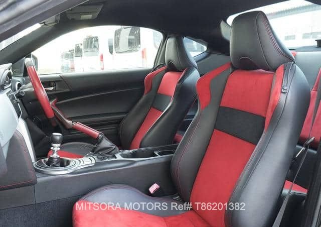 
								2013 TOYOTA 86 GT full									