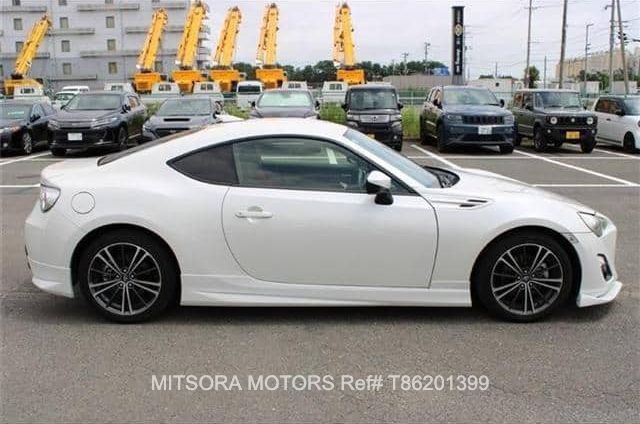
								2013 TOYOTA 86 GT full									